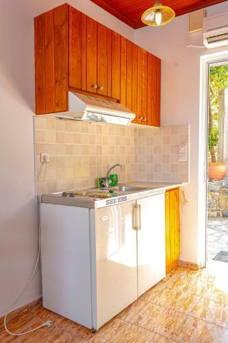 Hostal The Life Suites