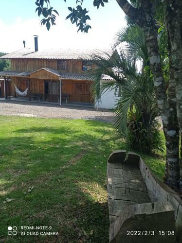 Hostal Pousada Tert�lia. Casa Inteira. Ch�cara Dentro Da Cidade.