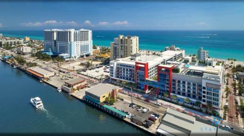 5 Rooftop Pool Balcony Hollywood Beach Broadwalk