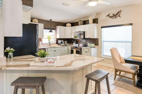 Butler Beach Bungalow