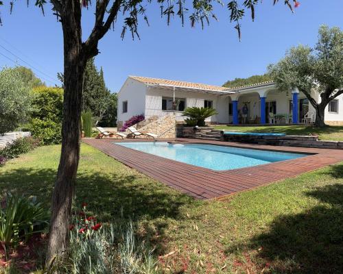 Villa Les Columnes
