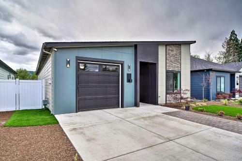 Modern Medford Escape About 3 Mi To Downtown!