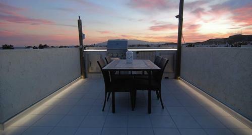 La Casita de La Playa 24-38