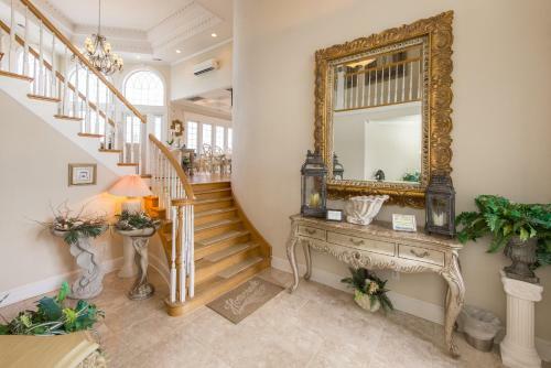 Seaside Sanctuary Oceanfront- Pool Open Year Round