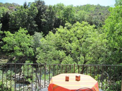 Villa With Natural River Pool, 15 Mins From Beach