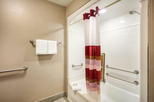 Hotel Red Roof Inn Plus+ Boston - Logan