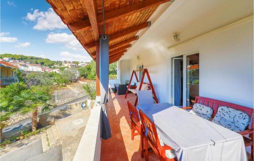 Amazing Apartment In Trogir With 2 Bedrooms