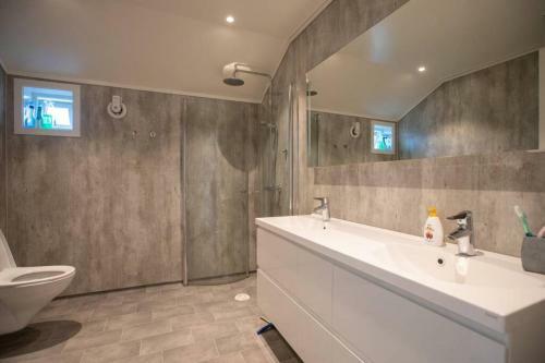 Fosskamben 1 Moderne Hytte Ikkje Langt Fr� Sogndal