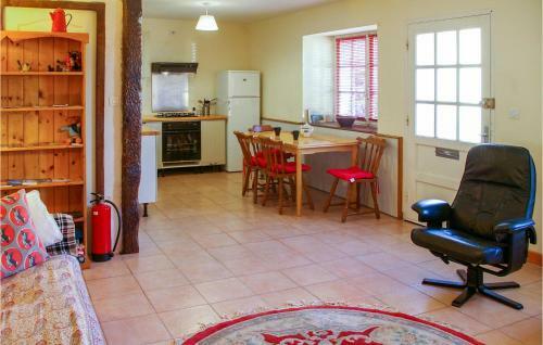 Nice Home In Ploray W/ 2 Bedrooms