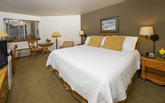 Hotel Inn & Suites At Riverwalk