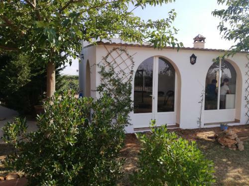 La Casita de Los Almendros