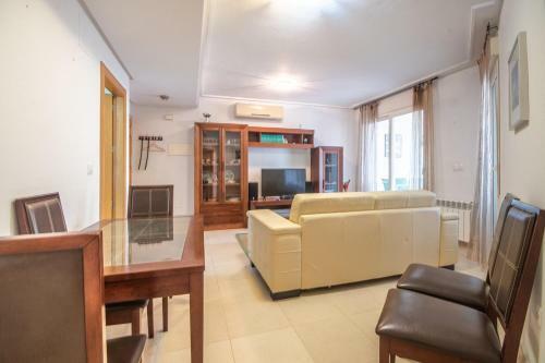 Well Located Ground Floor Apartment - Aa101lt