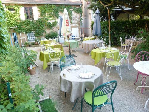 Hotel H�tel Restaurant Du Cheval Blanc