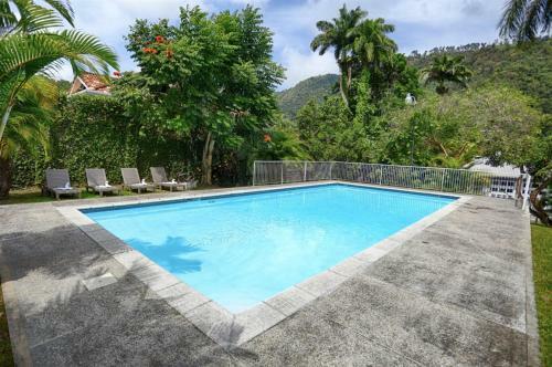 The Hibiscus House