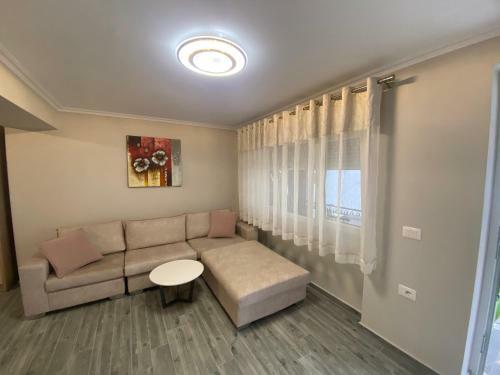 Hostal Rusi Apartments