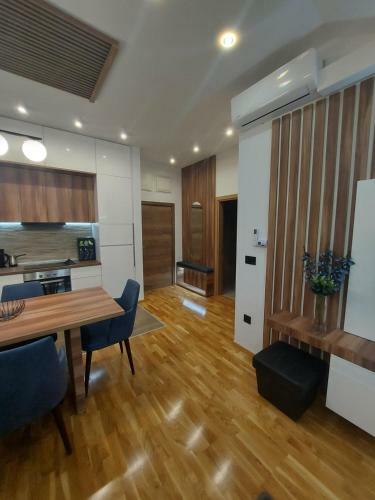Apartamento Tri S Lux