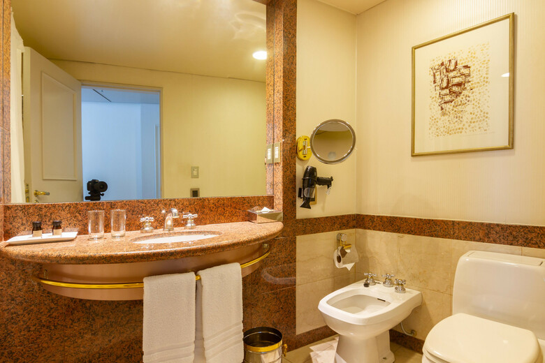 Quinto Centenario Hotel