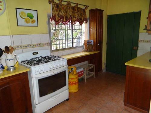 Apartamento El Capricho- Colonial Styled House