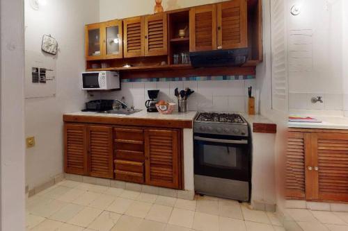 Apartment Ciudad Vieja-plaza Bolivar Third Floor- 303