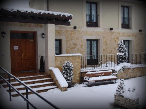 Hotel Rural La Henera