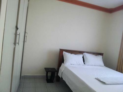 Lovely 3 Bedroom Apartment With Pool