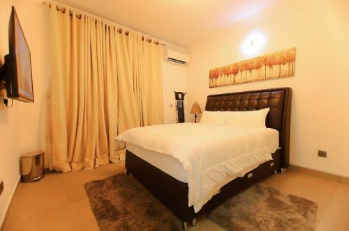 The Grandeur Apartment