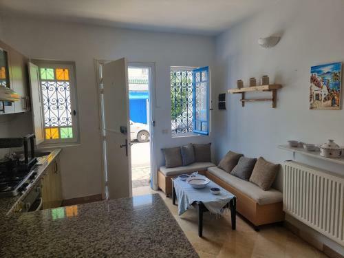 Villa Cosy 1bdr, With a Terasse In Heart Of Sidibou