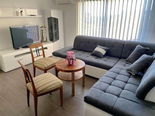 Apartman Lavanda Sa Bazenom I Oku?nicom 4*