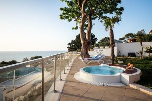 Villa Vista Mare Con Piscina Riscaldata A Trappeto