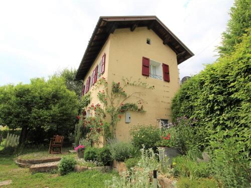 Scenic Holiday Home In Belluno With Shared Garden