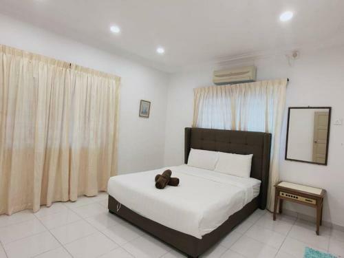 Villa Malacca Town Tranquerah Cluster Home #404a