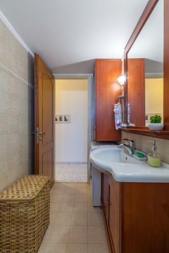 Comfortable Apartment For 3 Ppl With Sea View