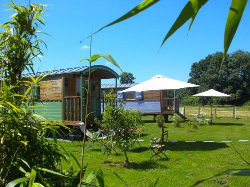Bed & Breakfast Les Roulottes de La Brauderie