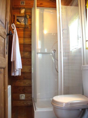 Bed & Breakfast Les Roulottes de La Brauderie