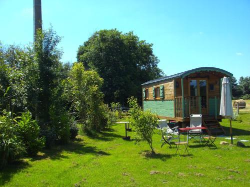 Bed & Breakfast Les Roulottes de La Brauderie