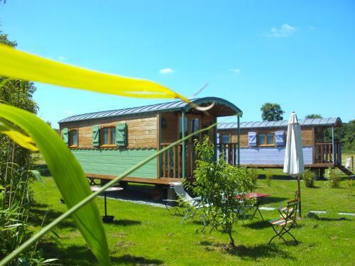 Bed & Breakfast Les Roulottes de La Brauderie