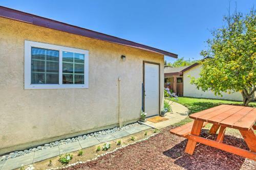 Apartamento Cozy Lompoc Studio With Patio About 9 Mi To Beach