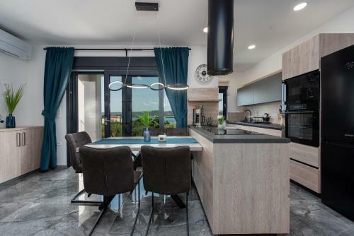 Villa Blue Sky 1