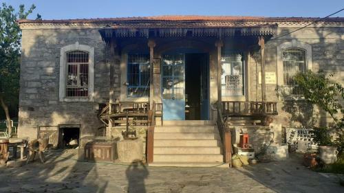 Hostal Emek Sanat Ev?
