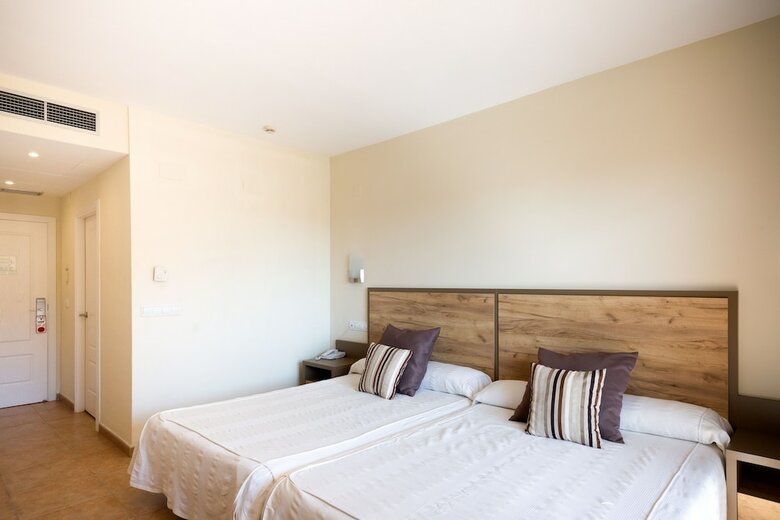 Hotel Ohtels La Hacienda