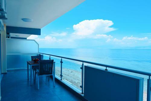 Hostal New Times Seafront Hotel Apartments Melissi