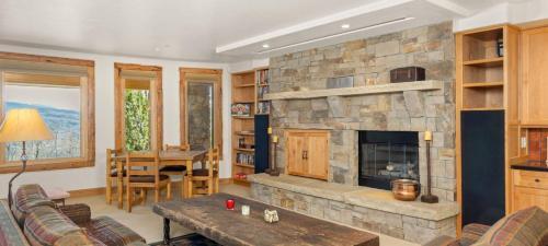 Campbell Peak Retreat By Exceptional Stays