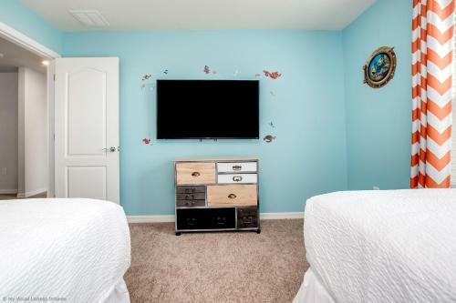 Private Pool Home W Spa, Game Room, Bbq & More