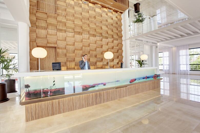 Hotel Grupotel Mar De Menorca