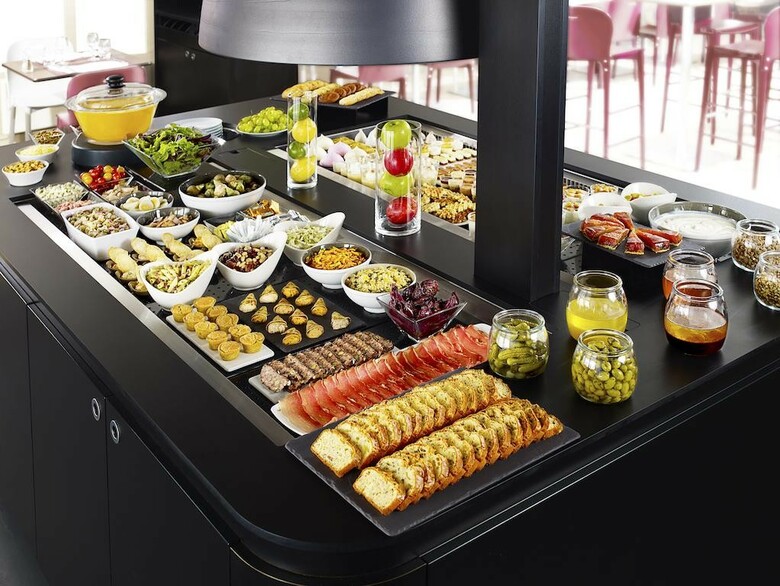 Hotel Campanile Carcassonne Est - La Cit�