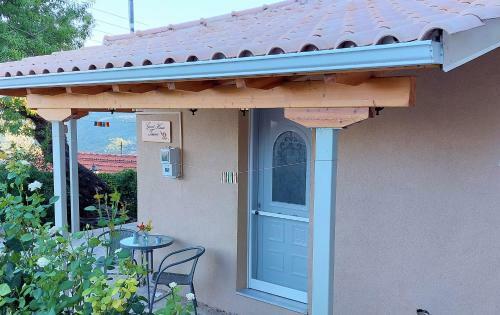 Guest House Tsanes