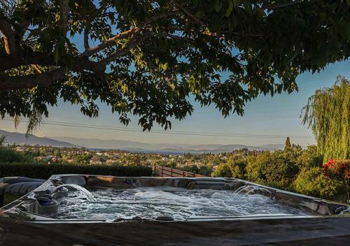 Wild Willow Villa