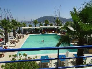 Ianos Hotel