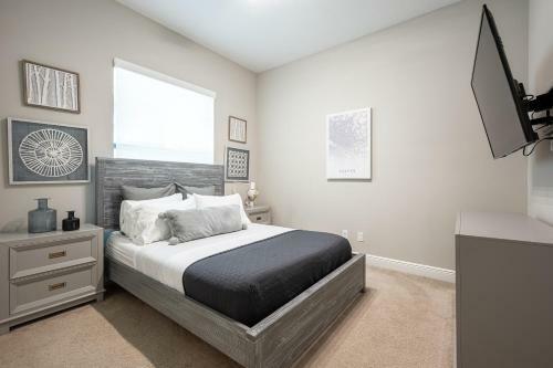 Luxurious Home With Optional Chauffer & Butler Service