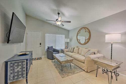 Bright, Airy Naples Home Near Beach And Dining!
